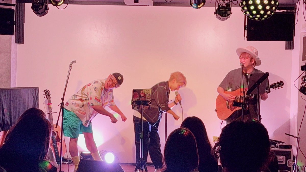 hungry_chiaki's tweet photo. 8/1は下北沢で3マンライブでした😆
2人のライブの熱量が素敵で、セッションでは爆笑で本当に良き3マンでした✨️
また一緒に何かやりたい🤩

詳しくはインスタ見てね⬇️
https://t.co/eFMkcd7qlf https://t.co/vR4bYdUksC
