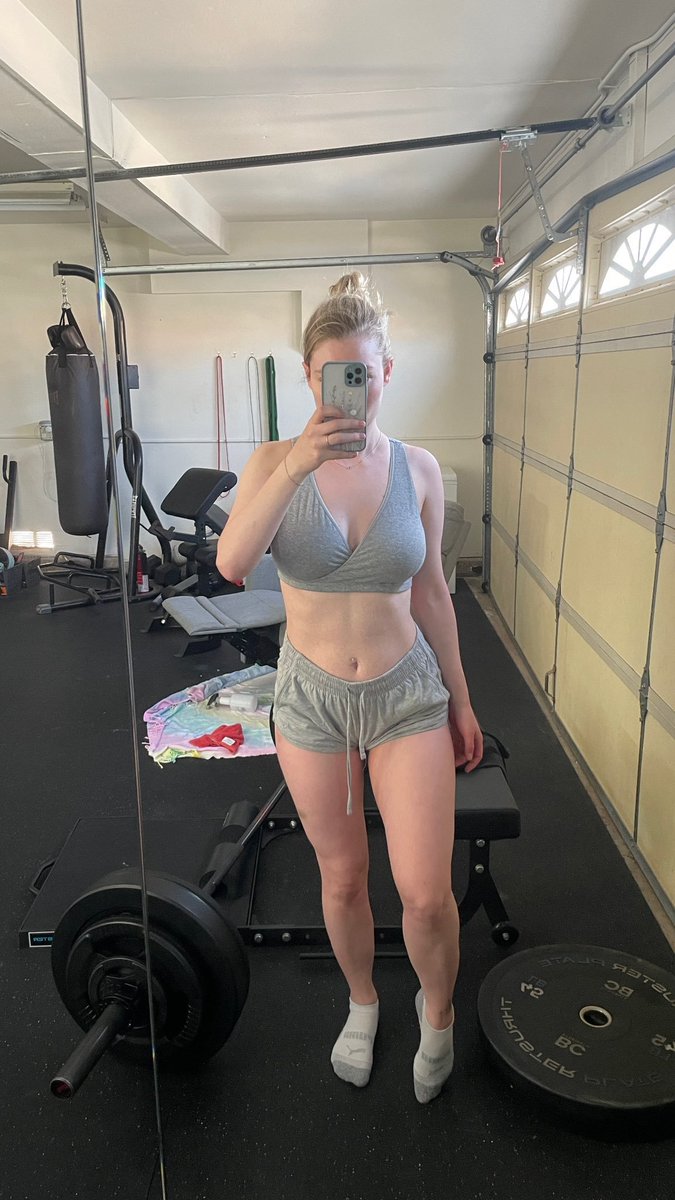 vickky2333's tweet photo. 🏋️‍♀️ https://t.co/gDYrq0i0Hc