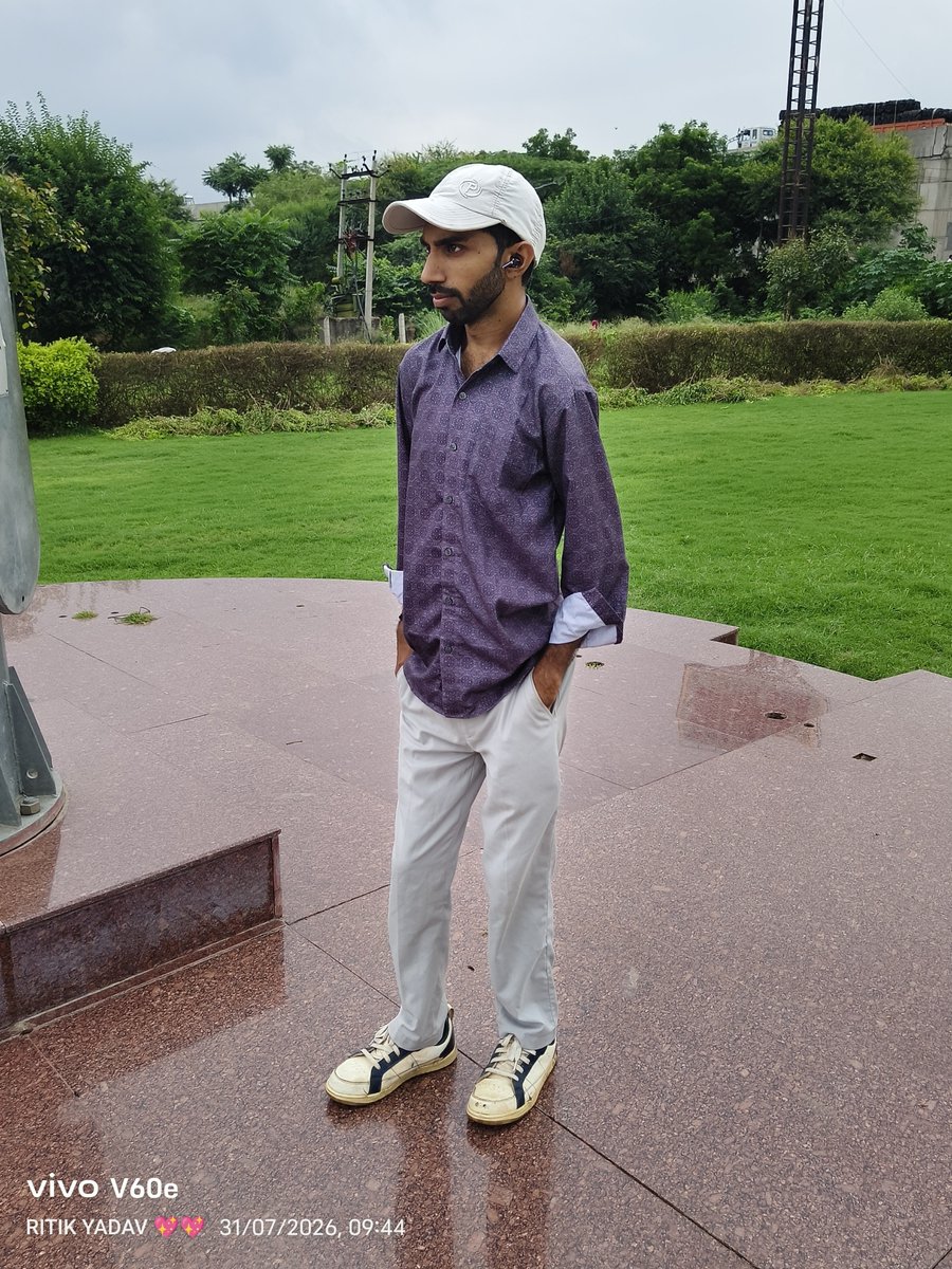 RitikY55527's tweet photo. Hii https://t.co/JmRm5iwBkH