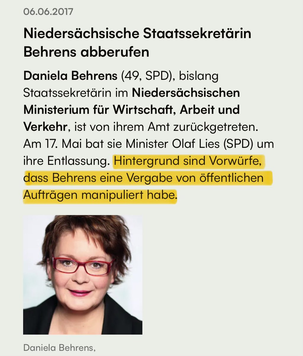 queru_lant's tweet photo. Daniela Behrens (SPD) musste 2017 wegen Korruption als Staatssekretärin zurücktreten. Ein paar Jahre später darf sie Innenministerin von Niedersachsen werden und quasi eigenmächtig AfD-Politiker von demokratischen Wahlen ausschliessen.

Wie zum Teufel ist das in einem angeblichen Rechtsstaat möglich?!