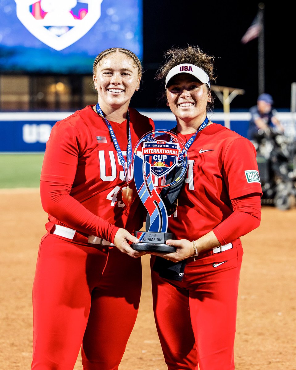 UCLASoftball's tweet photo. Congratulations to our three Bruins on winning 🥇 with @USASoftballWNT at the International Cup earlier this week! 

And a special shoutout to @BradyMaya on being named Tournament MVP!

#GoBruins | 📸: USA Softball https://t.co/UwUneiWLi8
