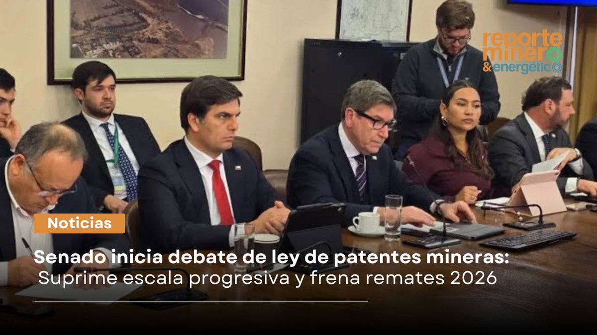 ReporteMinero's tweet photo. 📄El biministro Daniel Mas expuso los ejes del proyecto que elimina la tasa progresiva, simplifica postulaciones y congela remates de patentes para el periodo 2026

🔗Lee la noticia completa aquí: https://t.co/NkXBeE1gjz https://t.co/hLEt3N0kcA