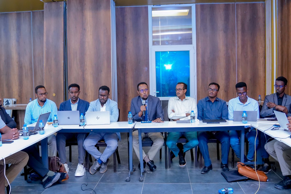 MoF_Somalia tweet picture