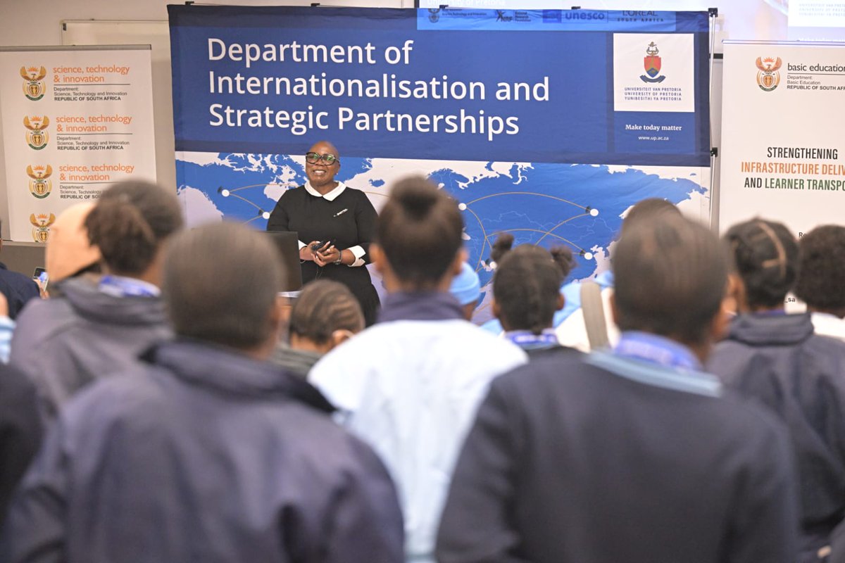 UPTuks's tweet photo. UP launched its first #GirlsInSTEM programme, with Deputy Minister of Science, Technology and Innovation Dr Nomalungelo Gina in attendance.  Prof Francis Petersen, Vice-Chancellor and Principal, encouraged learners to stay curious, reminding them that: "Every advancement began because someone asked, 'What if?' or 'Why not? 

@dstigovza

#UniversityOfPretoria #GirlsInSTEM