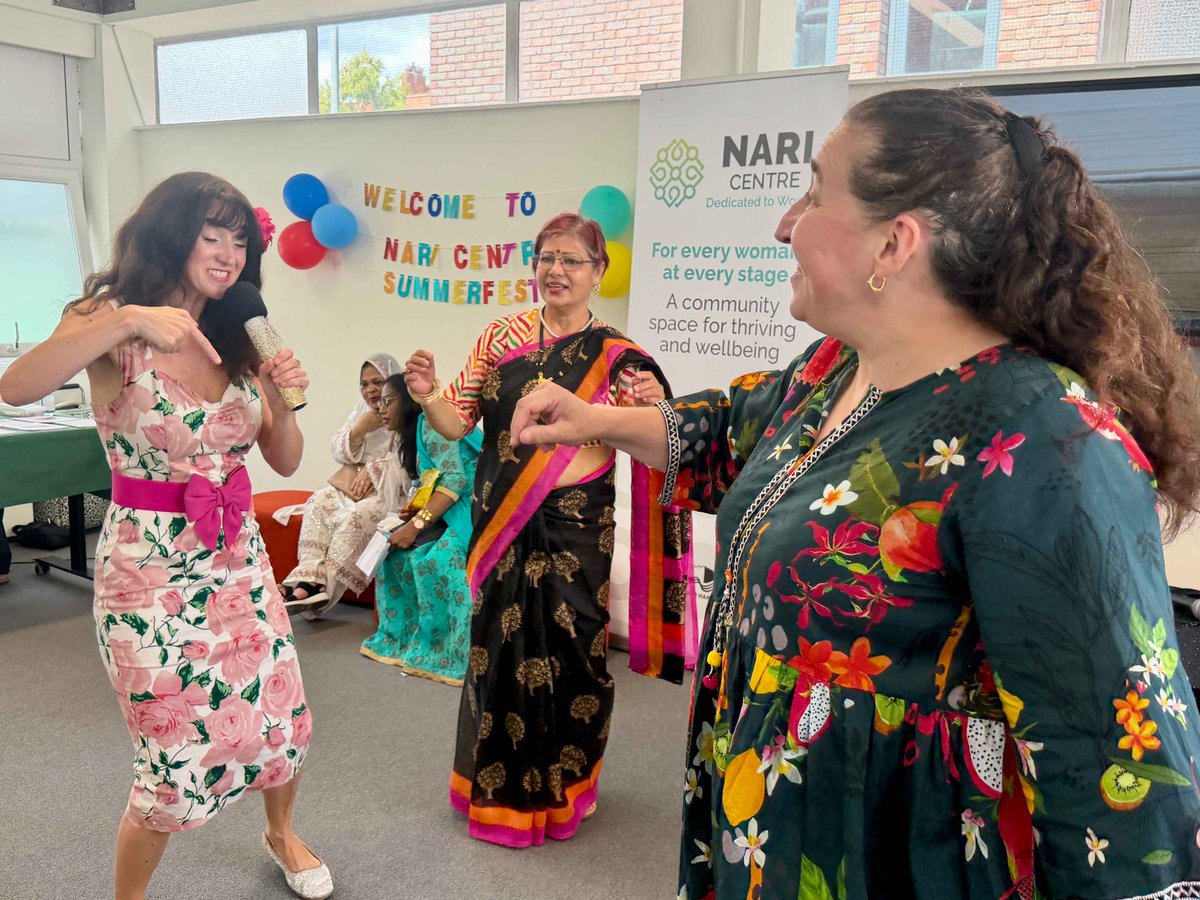 TowerHamletsNow's tweet photo. Laughter, music and delicious food set the scene last week for the first-ever Nari Centre Summer Fest. 

The newly refurbished Centre provides a safe environment where women and girls of all ages can access essential services, activities and events. 

https://t.co/nZIfRtPn7j https://t.co/KskZ8GL1hK