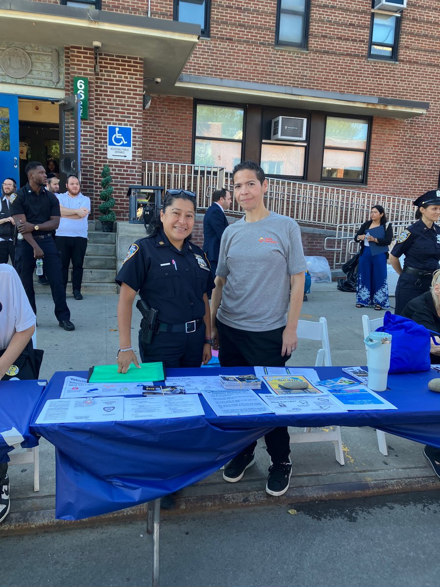 NYPD66Pct's tweet photo. Shoutout to the NYPD Auxiliary Police and Crime Prevention Team for making National Night Out a success! Thank you for your commitment to community engagement, crime prevention, and building trust with the people you serve. Together, we make our neighborhoods stronger and safer. https://t.co/q2tN8Oaig5