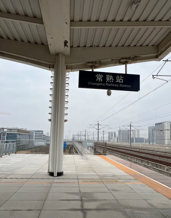KristenMarie317's tweet photo. 今天摸鱼把报表做完了，剩下时间发呆，想找同摸鱼的常熟哥哥，#反差 主页蹲我。#常熟 https://t.co/RJZxRQZx2e