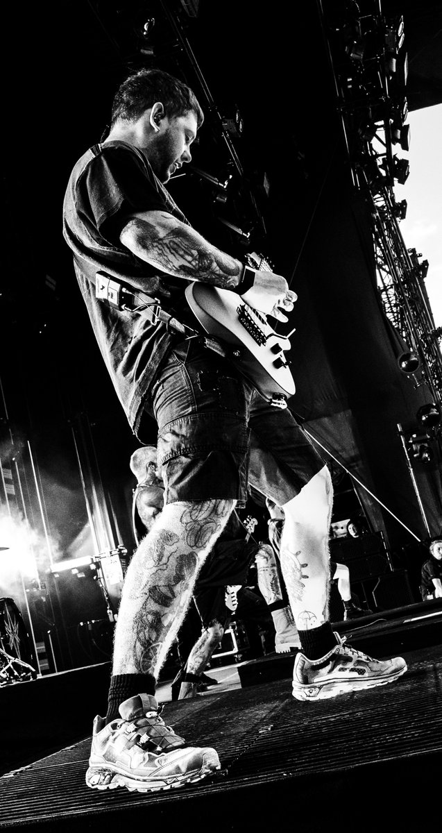 bmthofficial's tweet photo. Dehumanized
https://t.co/qEFZT7e85W https://t.co/y0OWnn6hHK