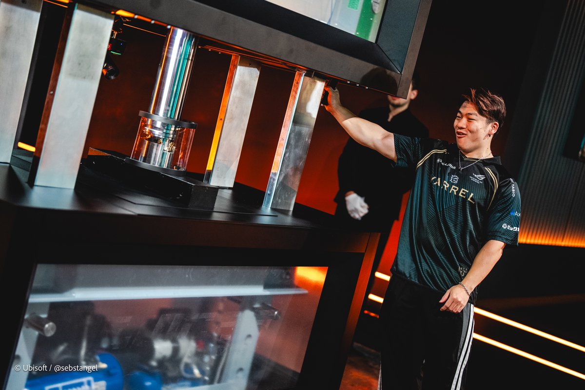 R6esports's tweet photo. The highs and lows of competition on full display at EWC26 🌟 https://t.co/AVq8JWIMj1