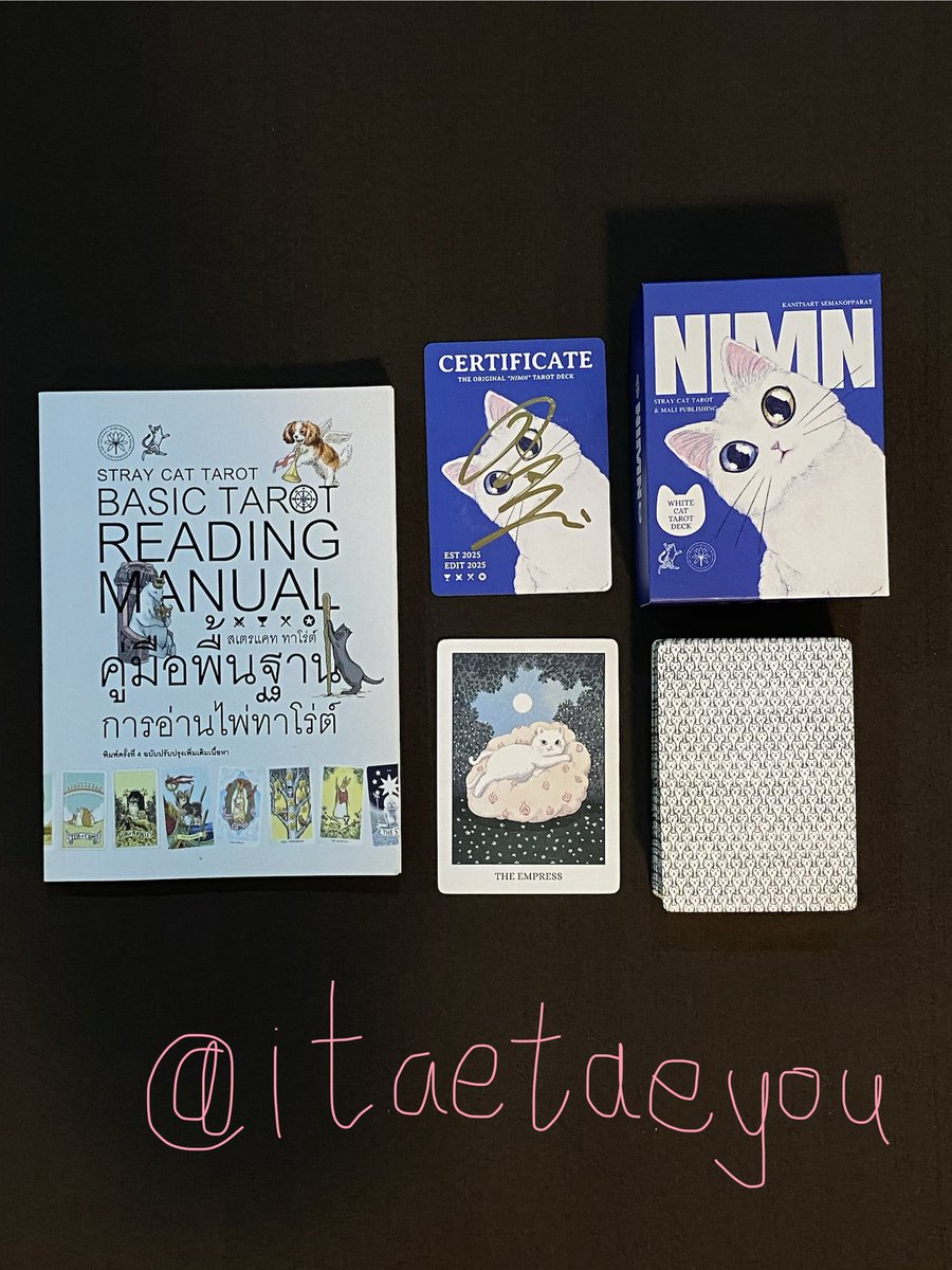 itaetaeyou's tweet photo. ส่งต่อไพ่ทาโร่ต์ NIMN Pocket Edition 🐱🤍
สภาพดี ส่งต่อเพราะไม่ค่อยได้ใช้

ราคา 700 รส พร้อมโอนลดได้ แถมหนังสือคู่มืออ่านไพ่

สนใจdmสอบถามหรือขอดูรูปเพิ่มเติมได้นะคะ

*กล่องมีตำหนินิดหน่อยตั้งแต่ได้มาค่ะ
#ส่งต่อไพ่ทาโรต์ #ส่งต่อไพ่ #ไพ่ทาโรต์ #ไพ่ยิปซี #ดูดวง https://t.co/2is8prLlUS