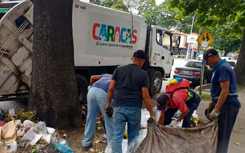 SUMARCCSOFICIAL's tweet photo. Supra cumplió 15 años de compromiso con una Caracas óptima y segura
https://t.co/D01QHjxZ2I https://t.co/0JNTgd8Dmx
