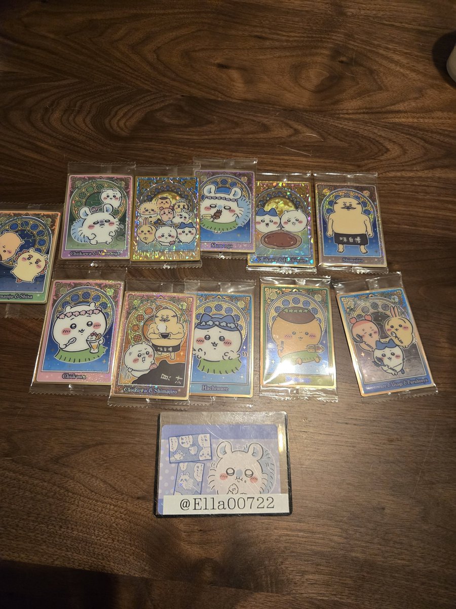 Ella00722's tweet photo. 映画ちいかわ ラメアクリルキーホルダー セイレーン 人魚

譲る。画像のカード！セットも可能

求 セイレーン(レア)またはヒトハフタバ(レア)
都内を最優先にさせていただきます。
検索から、よろしくお願いいたします。 https://t.co/pNh8VVLfgK