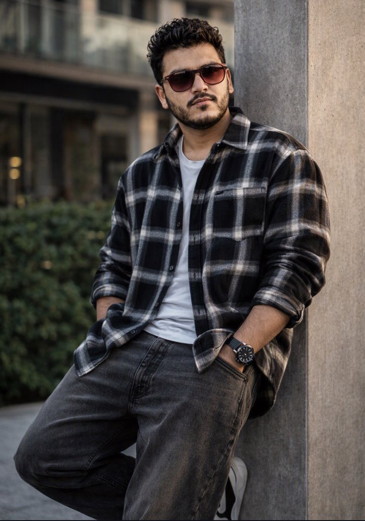 ShoaibDurani's tweet photo. “Silence wears confidence louder than words ever could.
Some stories don’t need a voice—they need a presence.” 🖤

#Confidence #MensStyle #StreetStyle #PortraitPhotography #Lifestyle https://t.co/xZFVWWKDuO