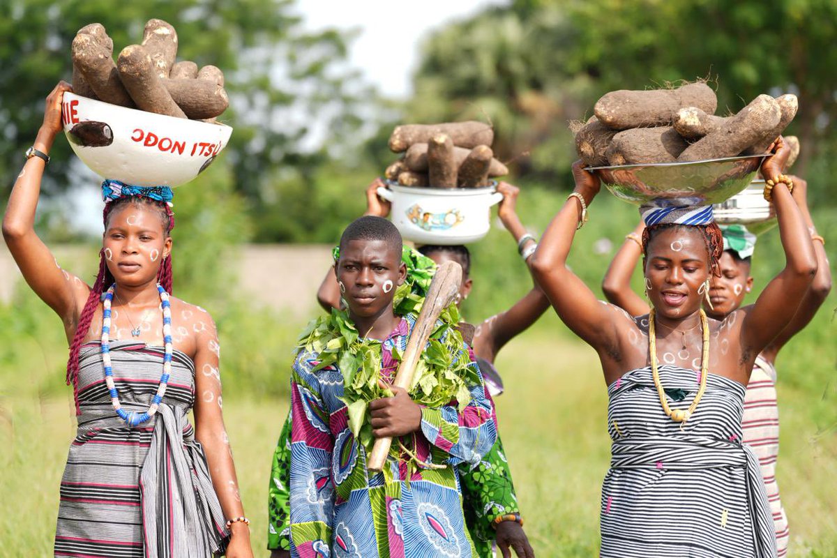 YawaKouigan's tweet photo. #Togo 🇹🇬
#Culture #Traditions ✨✨✨

⏱️ Countdown to the annual #YamsFestival Atakpamé,
08.08.2026

https://t.co/KUIhcmfLgd https://t.co/4oVtNjccjs
