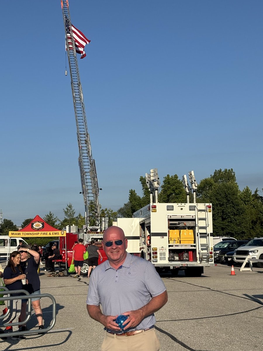 davetaylorOH's tweet photo. Great time getting out into the community! I had the privilege of stopping by the Milford and Miami Township National Night Out event, as well as the Clermont County Sheriff’s Night Out!

It was fantastic seeing so many neighbors, families, and local leaders come together to support our first responders and build a stronger community. Thank you to all the law enforcement officers, organizers, and volunteers who made these events such a success! 🇺🇸

#community #clermontcountyohio #lawenforcement #ohio02 #Ohio #davidtaylorforcongress