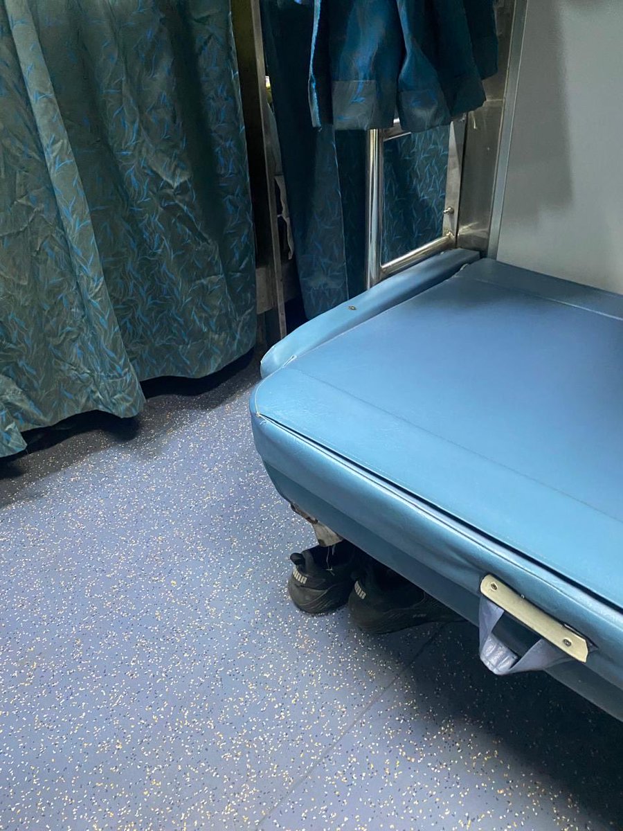 Nisarg2024's tweet photo. @RailwaySeva @drmadiwr @CJP_for_India cockaraj in train 2ac coach by paying This much fair we have to sleep with cockroach train no 12901 pnr 8351561309 complain at Dadar station told at borivali will come person with spary no one came and train is running @drmadiwr @WesternRly @drmbct https://t.co/uSXSUumilC