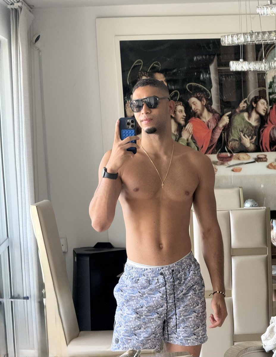 Enrique0052's tweet photo. Piscina y sol ☀️ https://t.co/s2rOglMFVz