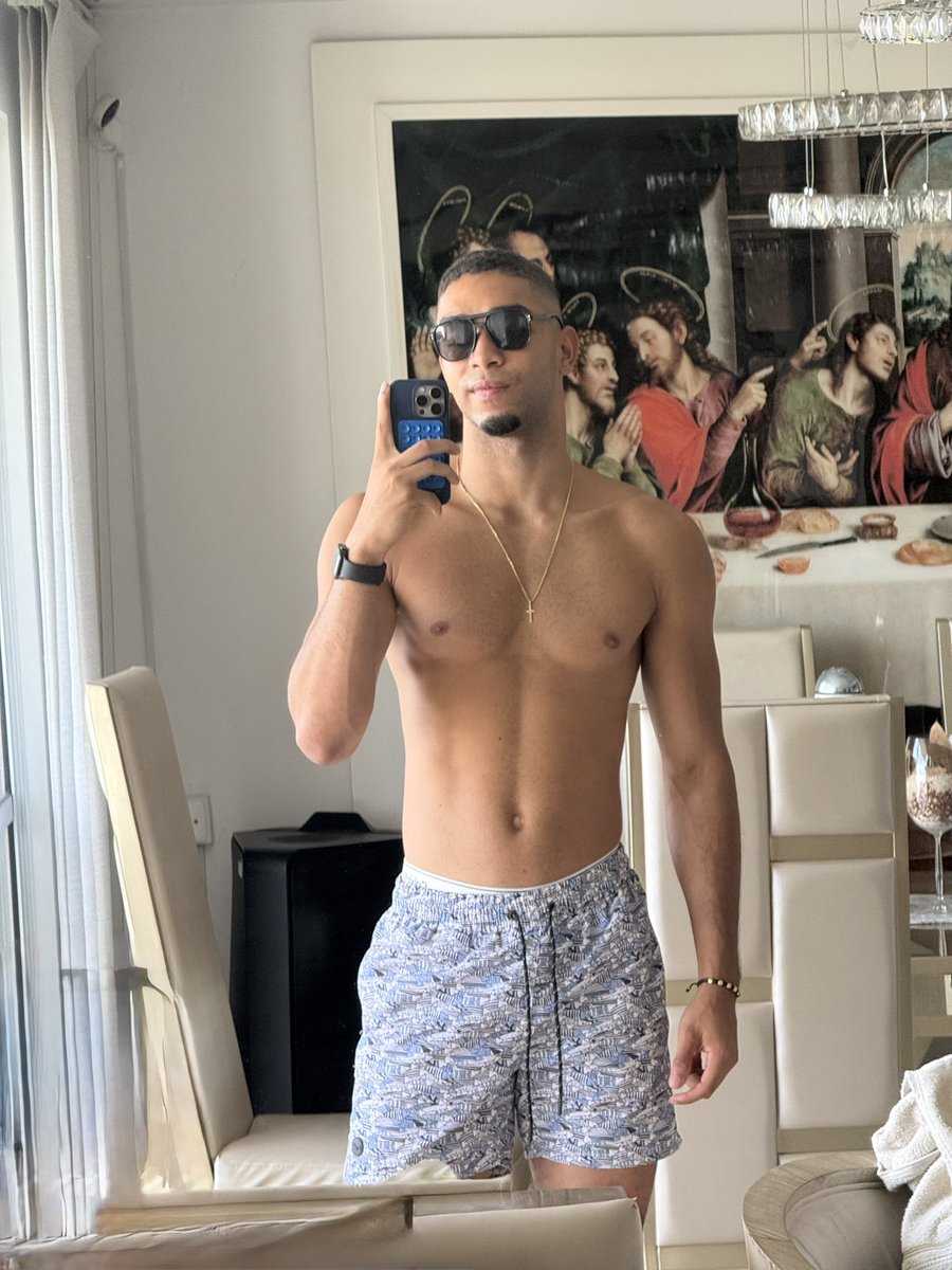 Enrique0052's tweet photo. Piscina y sol ☀️ https://t.co/s2rOglMFVz
