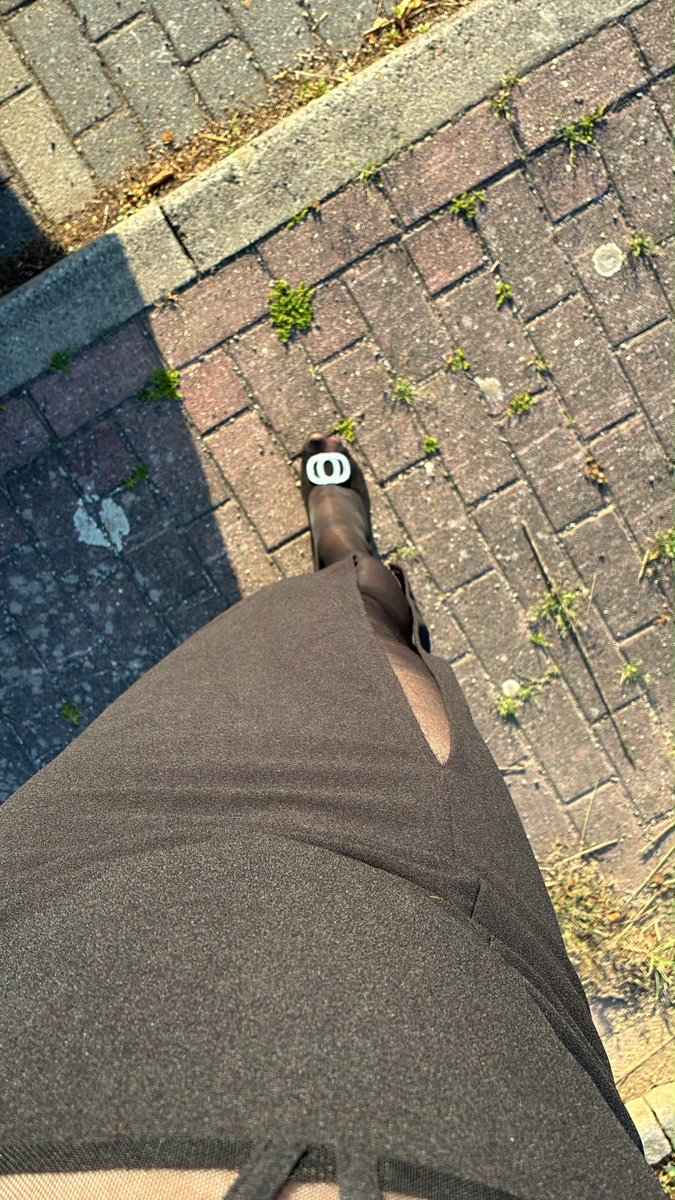 FlatspotE's tweet photo. #crossdresser #femboy #strumpfhosenliebe #menindress https://t.co/h8dgWKMa4a