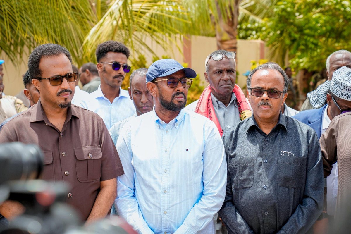Mpwr_Somalia's tweet photo. Hon. @AyubIsmailYusuf , Minister of Public Works, Reconstruction and Housing of the Federal Government of Somalia, led a ministerial delegation on a working visit to Balcad District. https://t.co/Gc3MGNGEYJ