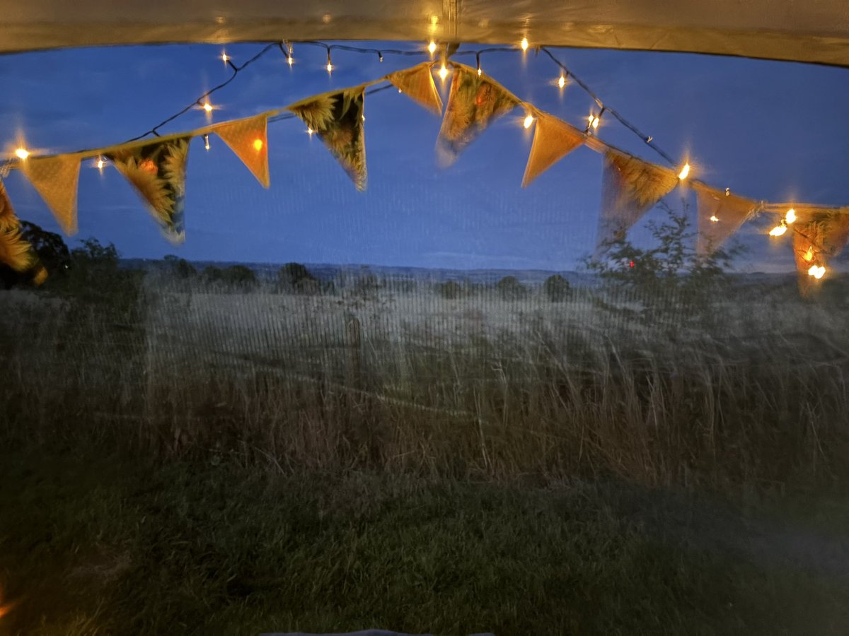 suemoon99's tweet photo. #camping 🥰 https://t.co/5k4sptw51Q