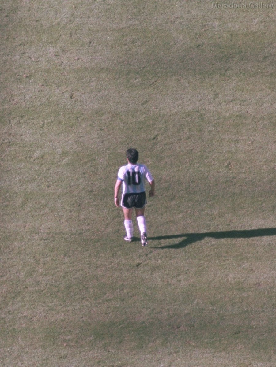 Maradonagallery's tweet photo. https://t.co/ueUjoYXlAB