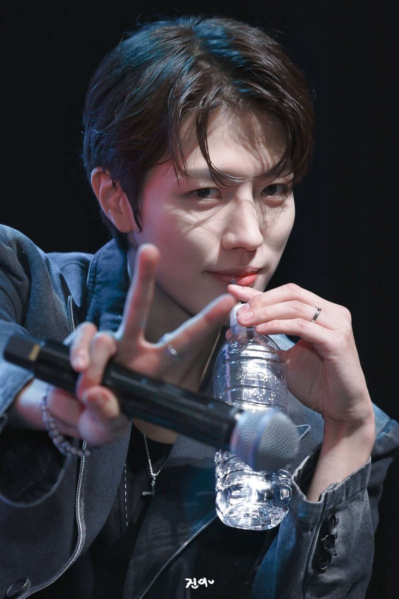 GIN82709's tweet photo. 4K 사진 여기있습니다😖!! https://t.co/hRJ5IiiAll