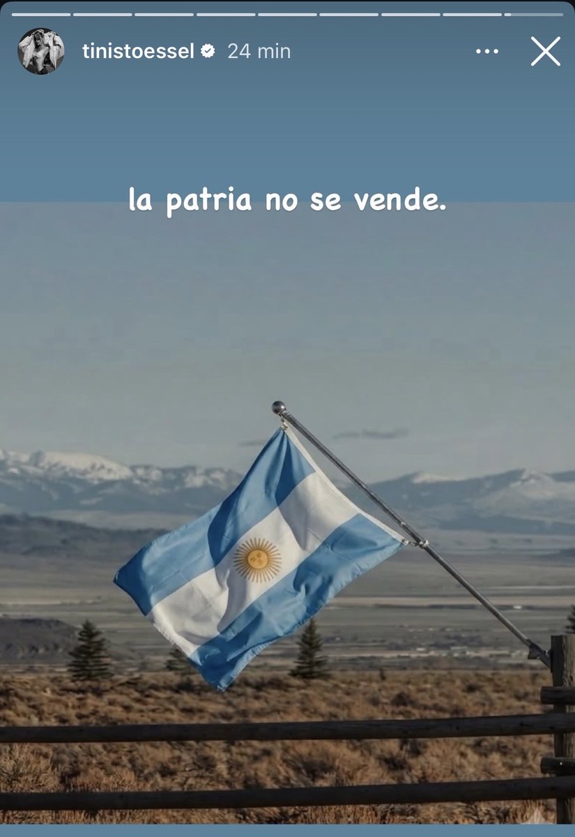 badgyaItom's tweet photo. a ver que opinan tini, lali, angela torres y emilia de la ley de tierras en sus historias https://t.co/mFxsh6m3xF