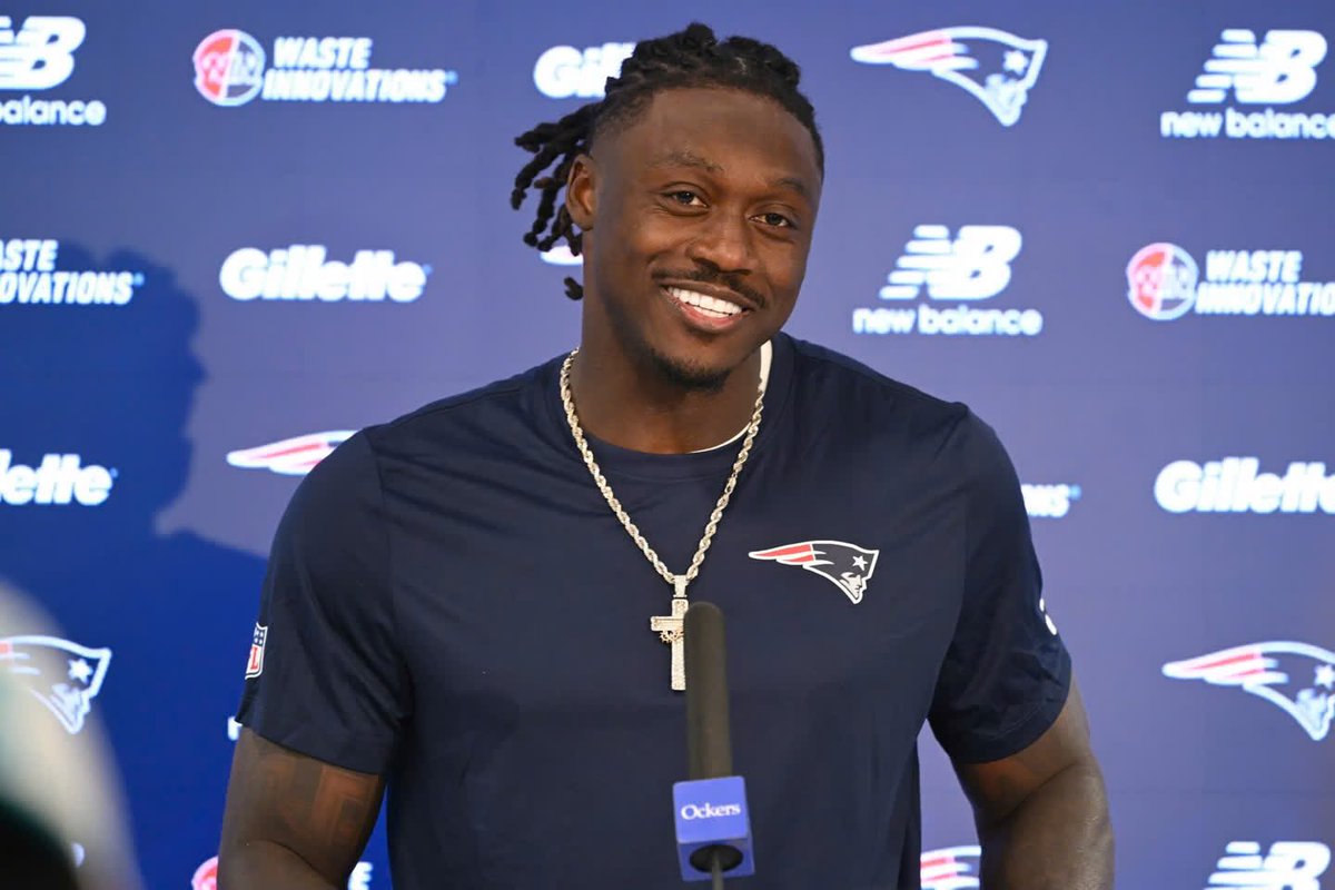 Savageboston tweet picture