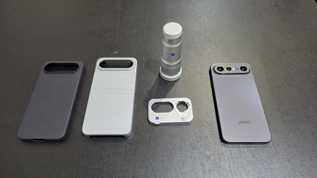 Internerdz's tweet photo. Análise | JOVI X300 FE com Extensor ZEISS – Compacto, potente e com zoom profissional de verdade 

#JOVI #JOVIX300FE

https://t.co/tM7BpyOqKJ https://t.co/VB57iVIEpM