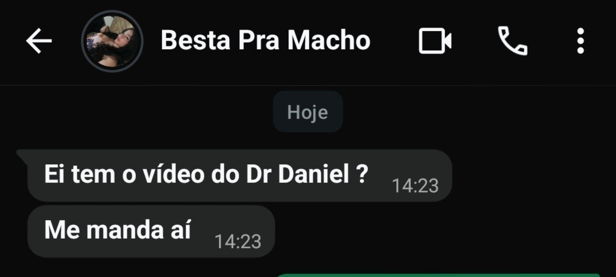 _p3droo1's tweet photo. Mds a minha irmã querendo o vídeo do prefeito adúltero vey kkkkkkk https://t.co/oVOwoHuwo3