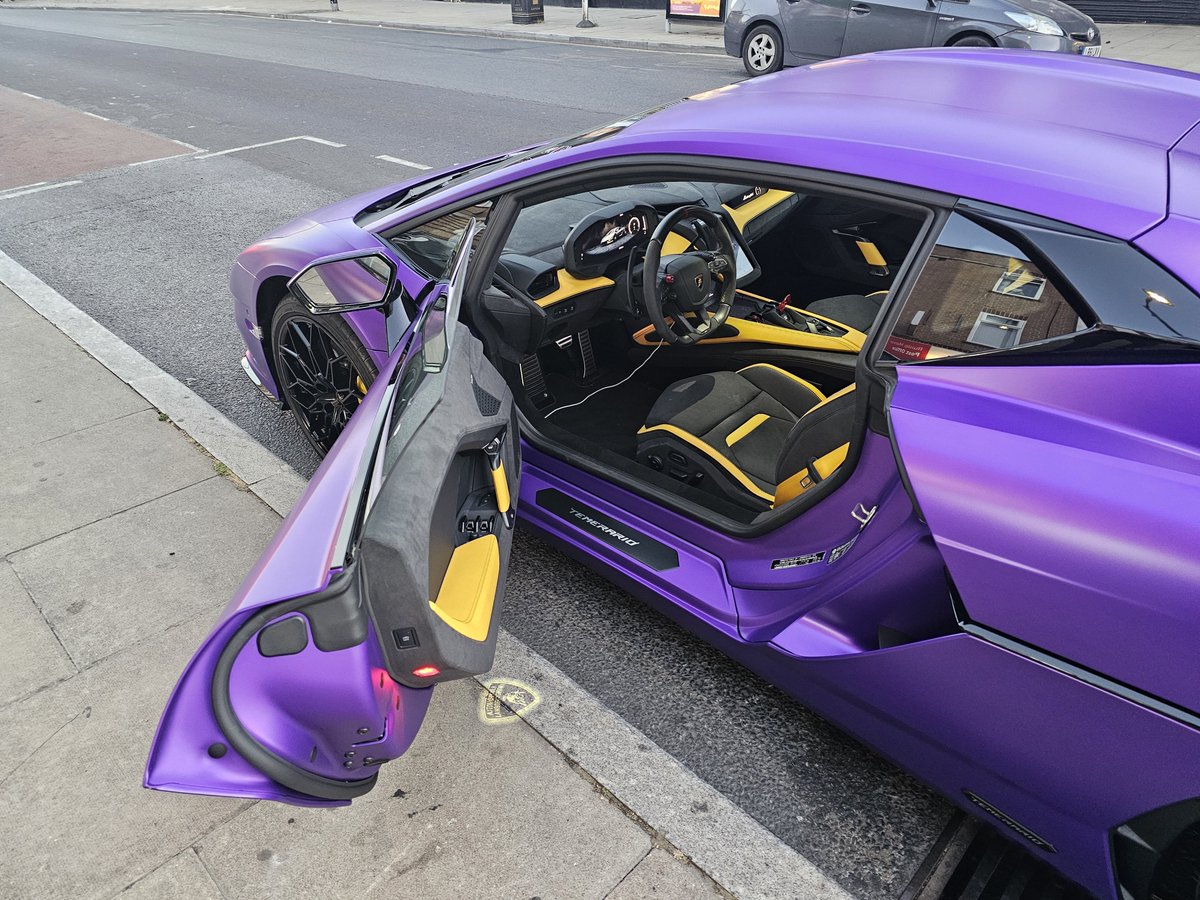 gurtmilner1's tweet photo. Much better in the flesh, the owner was an absolute gentleman. Gave me his time and is really passionate about cars. https://t.co/F7sWZWjADK