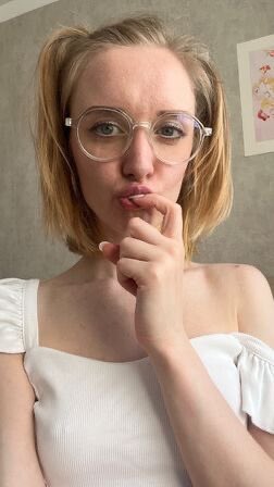 mynbdaughter's tweet photo. My neighbor’s daughter is the perfect combination of cute and naughty 
😊😈 https://t.co/rZWcATLXBU