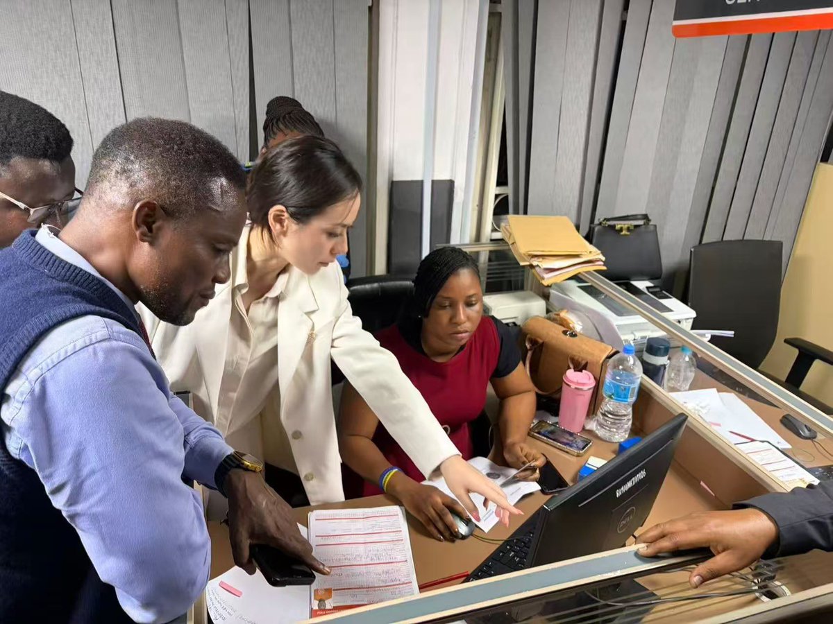 ClaireMa12's tweet photo. In Sierra Leone right now testing Sky bank’s current ID integration with National Civil Registration Authority. 

We are going to build a decentralized verifiable credential system together with NCRA for more secure, expanded and faster ID verification across institutions. https://t.co/w23J17Blor