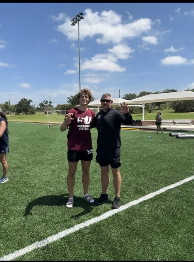Charlie_Stefka's tweet photo. Wonderful time at the Schreiner camp. Got to meet up with @Coach_Magnia @coachkeithallen and David Jones. Put in the work but still continuing for more. #JustCharlie https://t.co/la0HhlA7QO