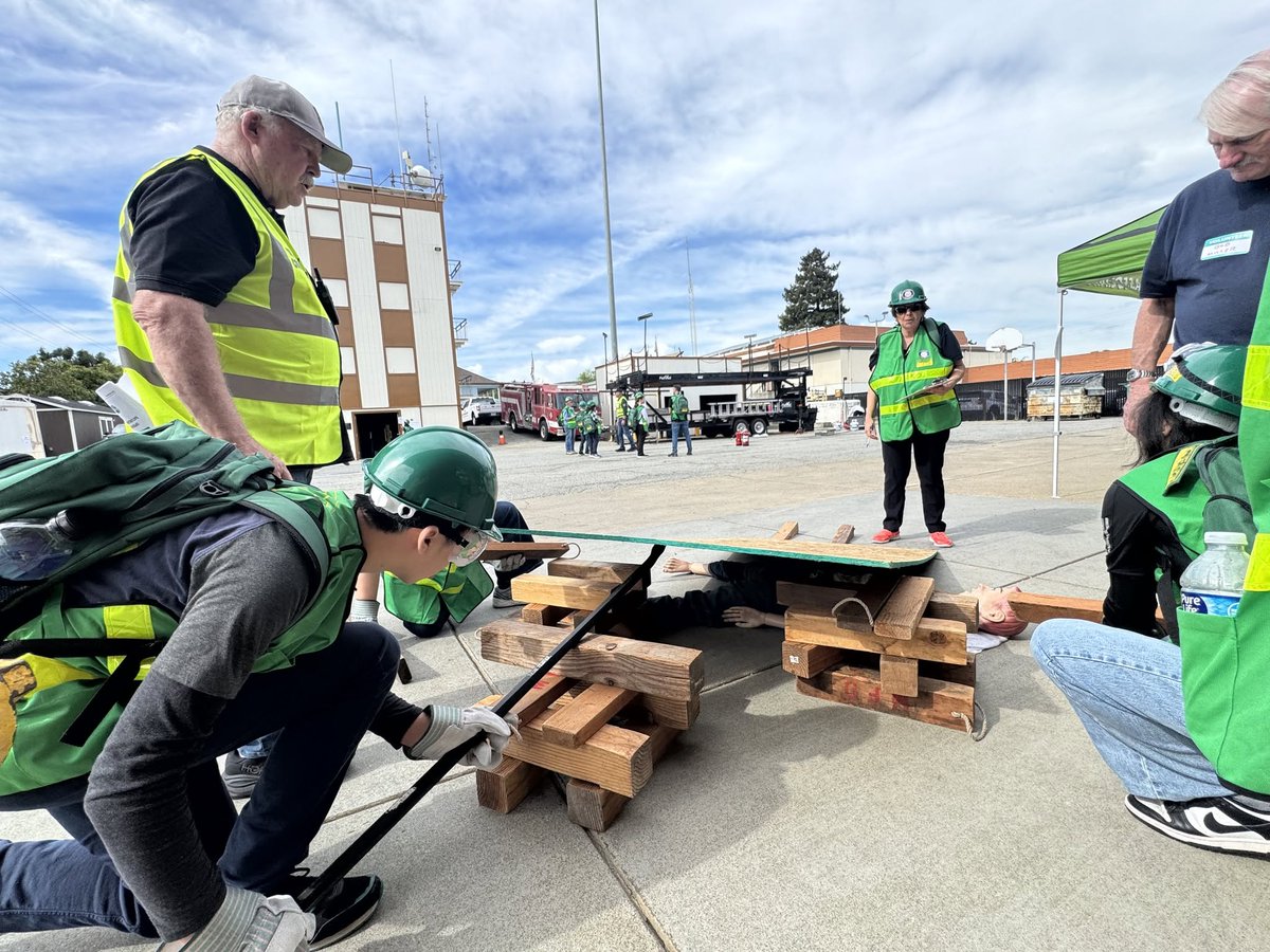 centralcountyfd's tweet photo. If a major earthquake struck tomorrow, would you be ready?

Our FREE Fall 2026 CERT Basic Training begins at the end of next month, and seats are limited. Register ASAP before the class fills: https://t.co/mZOy6Nukyr

Gain the knowledge, confidence, and hands-on skills to protect yourself, your family, and your neighborhood through training in disaster preparedness, fire safety, disaster medical care, light search and rescue, and team organization.

It’s also a great opportunity to meet your local first responders and become part of CCFD CERT, one of the largest CERT programs in San Mateo County by active membership. Members can participate in monthly team meetings, supplemental training, exercises, and community events, and may be activated to support CCFD following a major disaster.

📍 Tuesday and Thursday evenings at the Burlingame Community Center, followed by a final hands-on disaster skills exercise in Millbrae.

Register today before the class fills: https://t.co/mZOy6Nukyr