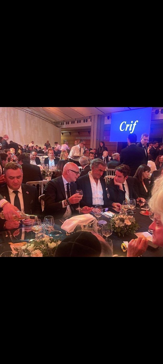 BouteStephane's tweet photo. @le_Parisien L #ingérence ?
C est cette merde de #Sionistes et ses #copains
Il n a absolument rien a foutre dans une #élection Française l accuser de complicité de crimes contre l humanités ,pas plus qu un accuser de viols ,un bâtards d eborgneur qui perd ses poils et la tepus de Rotchild. https://t.co/fPClh32qEo