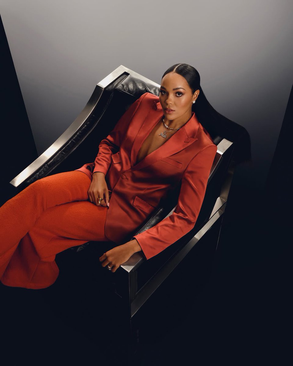 AthleteVanity's tweet photo. Napheesa Collier for ESPN (2026)

📸: Sage East 
Styled by Monique L. Peters https://t.co/uF1iRDJbeH