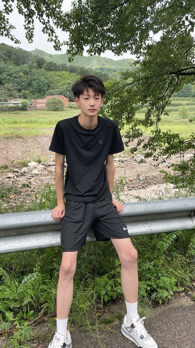 Leth4ge's tweet photo. 我��帅 https://t.co/XDwQl8Nw1e