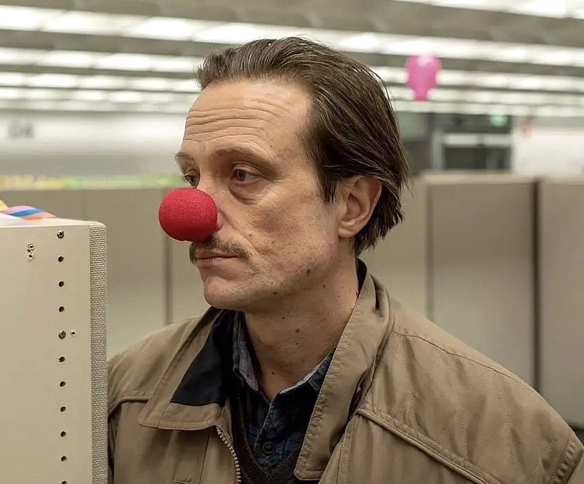 FREAKT0FEN's tweet photo. i think the only august diehl character that i’d have a genuine chance with is robert and im not upset about it https://t.co/LiqLEdYgsq