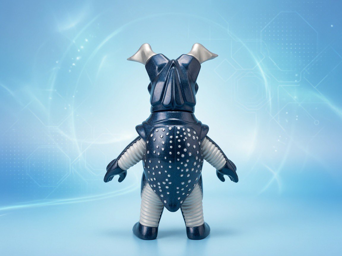 chuhoward114's tweet photo. 💙🧡
✴️ Blueberry Zetton 🫐
.
#ultraman #zetton #ゼットン #sofubi #sofvi https://t.co/AwNsKIwT9A