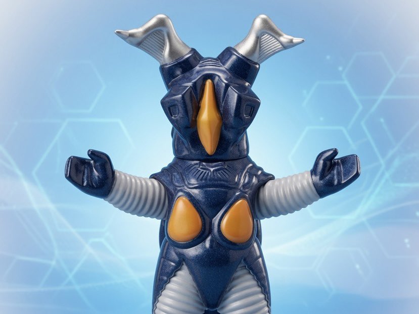 chuhoward114's tweet photo. 💙🧡
✴️ Blueberry Zetton 🫐
.
#ultraman #zetton #ゼットン #sofubi #sofvi https://t.co/AwNsKIwT9A