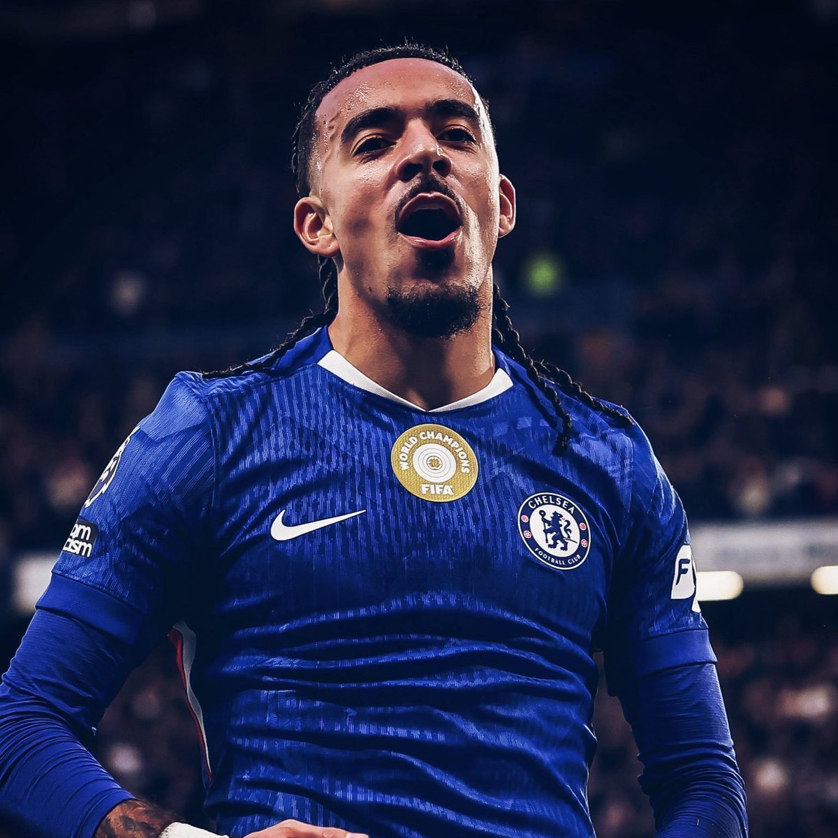 transferNews128's tweet photo. 🚨🇫🇷 | 𝐁𝐑𝐄𝐀𝐊𝐈𝐍𝐆: PSG are INTERESTED in signing Chelsea defender Malo Gusto this summer.

Chelsea are reportedly demanding a fee in the region of £75M for the France international. https://t.co/mSrxpzjHlB