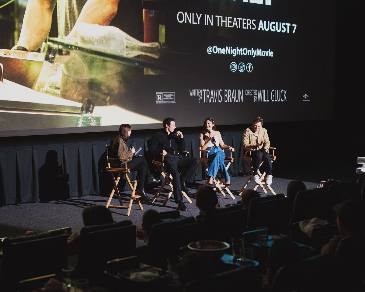 PNemiroff's tweet photo. What a delightful trio to get to moderate for. ❤️🎥

@alamodrafthouse and team One Night Only, huge thanks for having me!

📸 Randall Bellows III https://t.co/CuLIrN4g9t