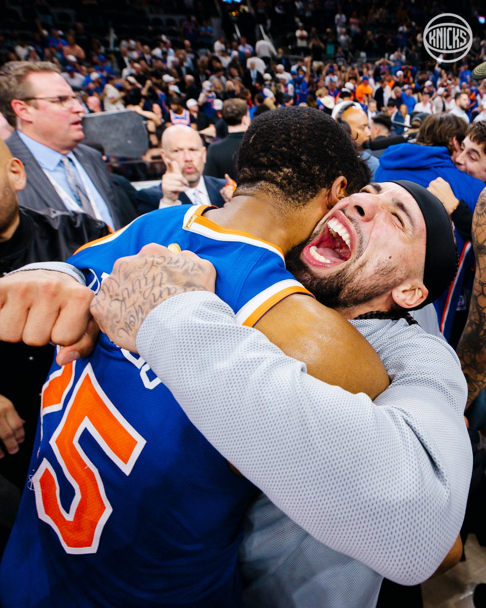 nyknicks's tweet photo. mentally we’re still here https://t.co/wk4A7Mt3DH