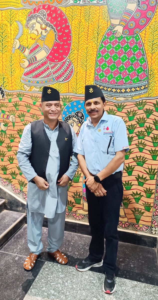 nksharma29's tweet photo. नेपाल से मिले स्नेहपूर्ण सम्मान के लिए श्री जनक खड़का जी, पार्षद श्री राजू भंडारी जी एवं श्रीमती शकीला नुपुनिया जी का हार्दिक आभार।🙏
#centurionblooddonornareshsharma
#BloodDonorNareshSharma #HimachalPradeshBloodDonor https://t.co/LbkwWKOpB9