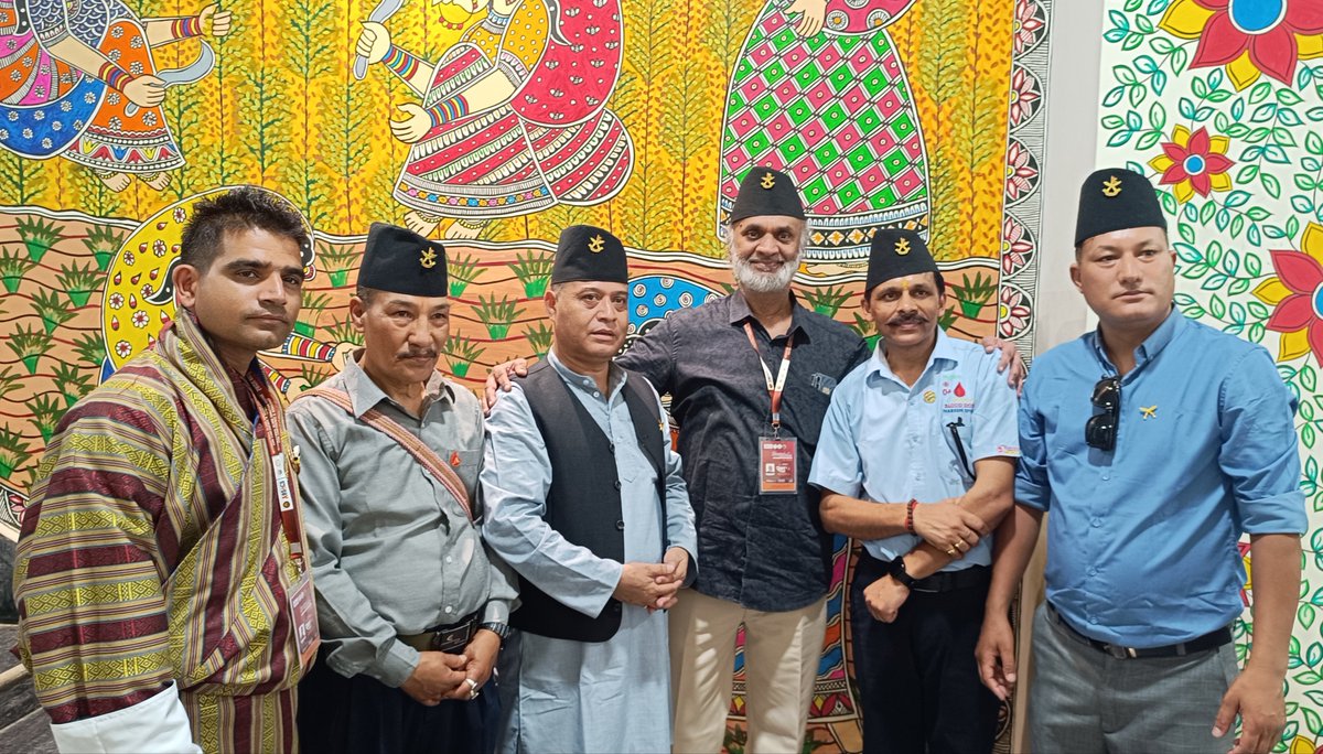 nksharma29's tweet photo. नेपाल से मिले स्नेहपूर्ण सम्मान के लिए श्री जनक खड़का जी, पार्षद श्री राजू भंडारी जी एवं श्रीमती शकीला नुपुनिया जी का हार्दिक आभार।🙏
#centurionblooddonornareshsharma
#BloodDonorNareshSharma #HimachalPradeshBloodDonor https://t.co/LbkwWKOpB9