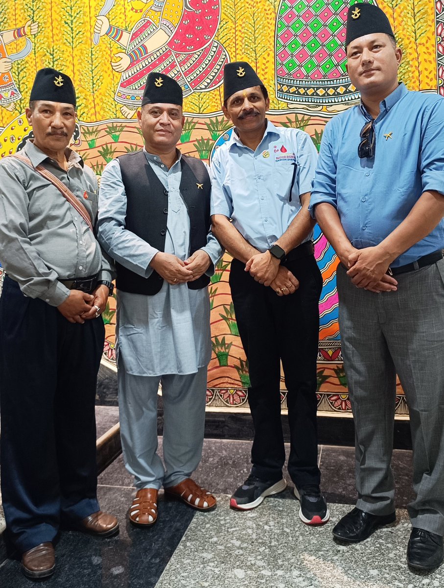 nksharma29's tweet photo. नेपाल से मिले स्नेहपूर्ण सम्मान के लिए श्री जनक खड़का जी, पार्षद श्री राजू भंडारी जी एवं श्रीमती शकीला नुपुनिया जी का हार्दिक आभार।🙏
#centurionblooddonornareshsharma
#BloodDonorNareshSharma #HimachalPradeshBloodDonor https://t.co/LbkwWKOpB9