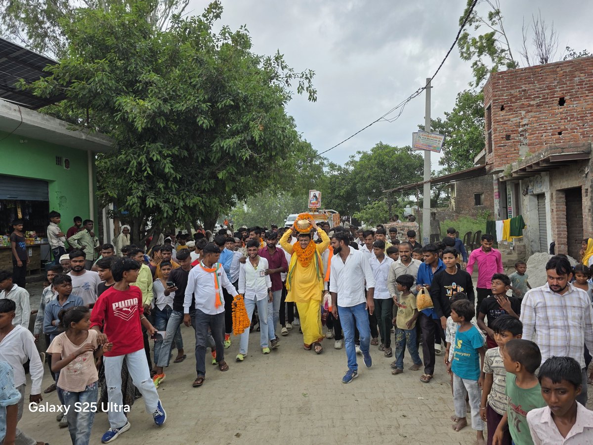 ChandrapalBjp's tweet photo. #कलश_वंदन_यात्रा
#हसनपुर_विधानसभा42
#santravidas
#chandrapal_khadagvanshi 
@BJP4UP
@idharampalsingh @mppchaudhary
@kstanwarmp
@shivprakashbjp

#चन्द्रपाल_खडगवंशी
#प्रदेश_उपाध्यक्ष
#अखिल_भारतीयलोधी_राजपूत_कल्याण_महासभा #उत्तरप्रदेश
#मिशन_2027
#हसनपुर_विधानसभा42 https://t.co/EGDgc4hxX1