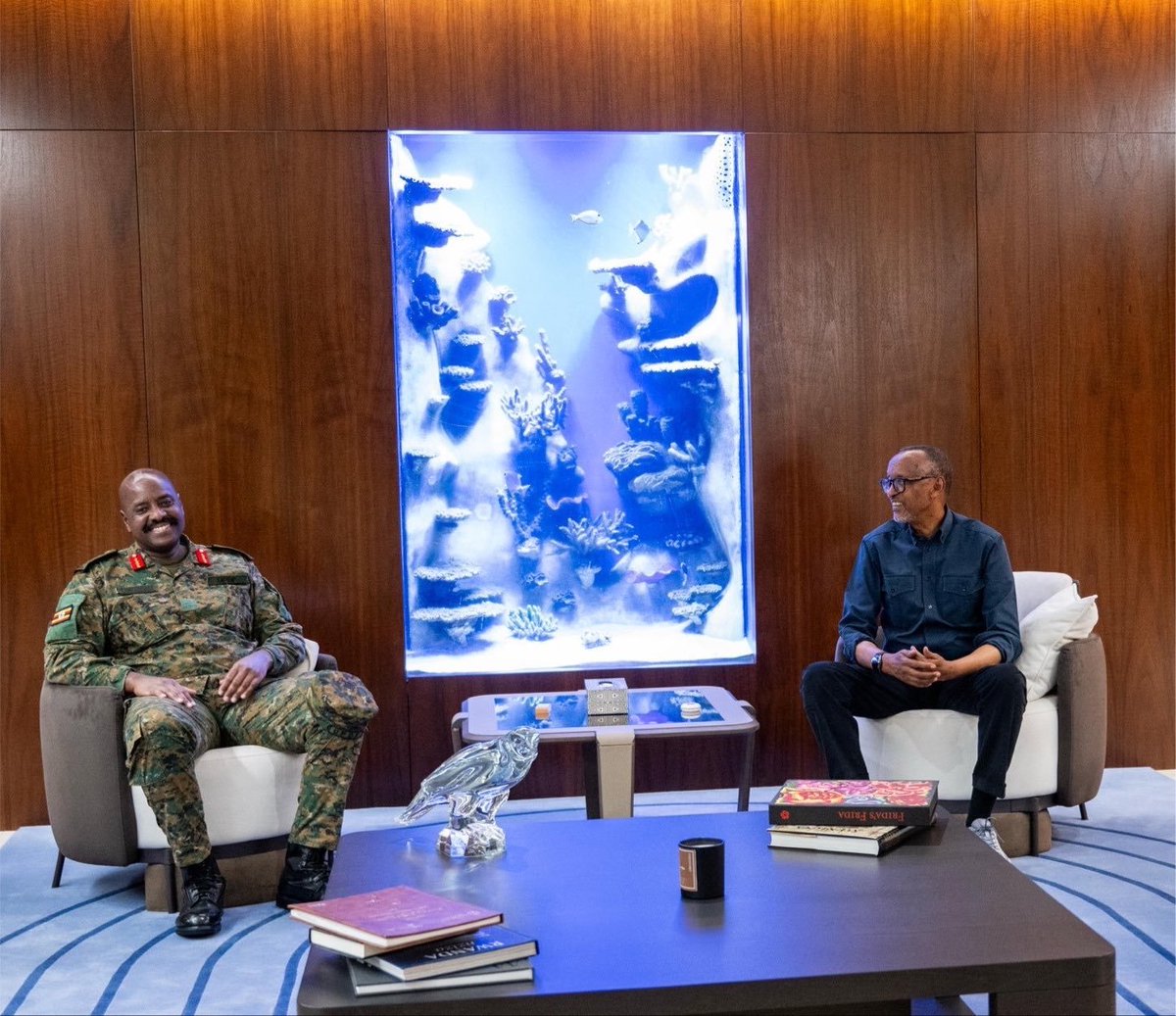 Munono_1's tweet photo. When great lions meet to make future plans for the region @mkainerugaba @PaulKagame https://t.co/eHx69ZjJyM